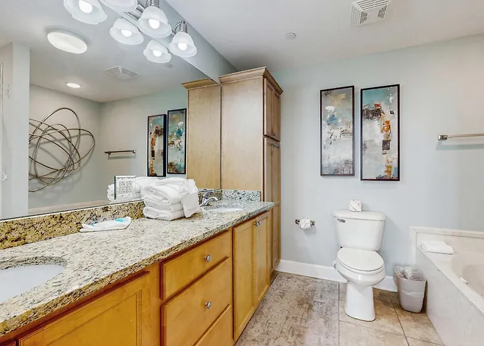 Gulf-front With Panoramic Views Balcony & Shared Pool Hot Tub Gym Holiday home Gulf Shores